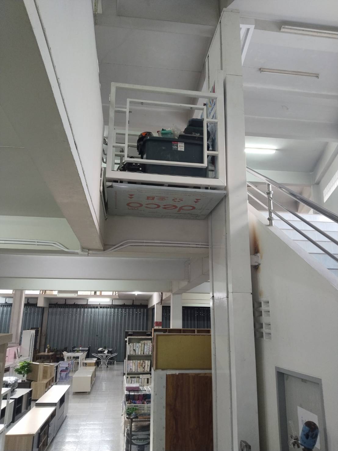 HYDRAULIC LIFT ELEVATOR 10